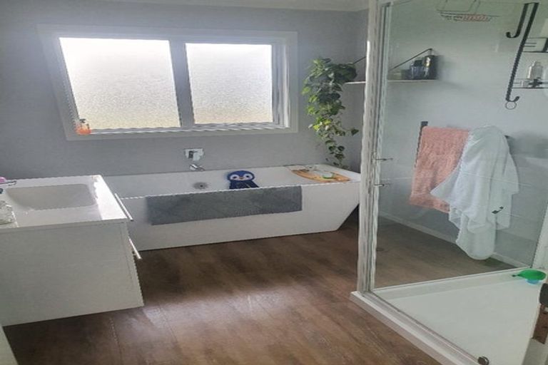 Photo of property in 63 Lupin Road, Otaki, 5512