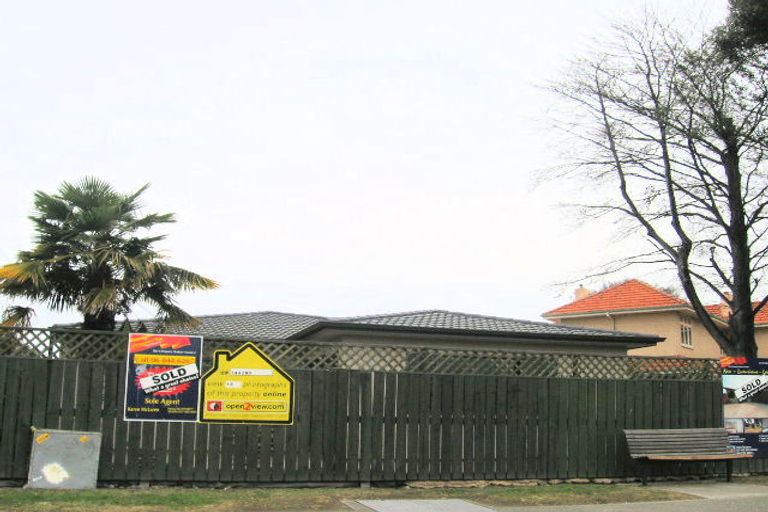 Photo of property in 200 Gloucester Street, Taradale, Napier, 4112