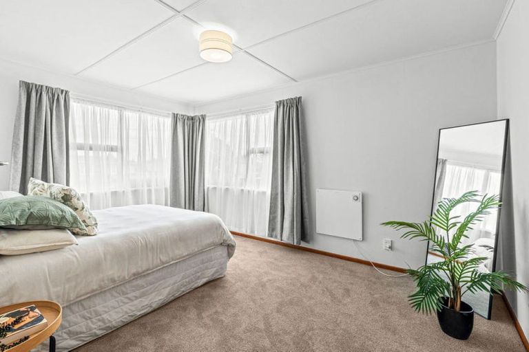 Photo of property in 6 Omori Place, Castlecliff, Whanganui, 4501