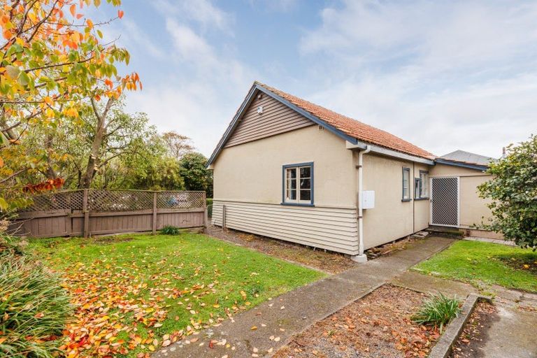 Photo of property in 41 West Street, West End, Palmerston North, 4412