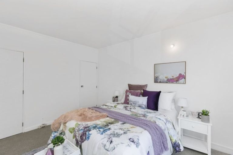 Photo of property in Hobson Court Flats, 22/70u Hobson Street, Thorndon, Wellington, 6011