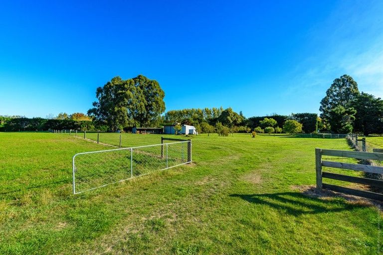 Photo of property in 864 Sandy Knolls Road, West Melton, Christchurch, 7675