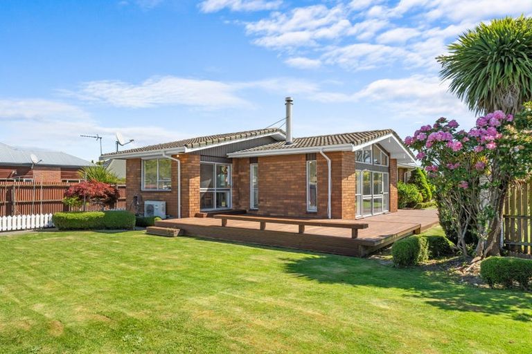 Photo of property in 11a Wyatt Place, Russley, Christchurch, 8042