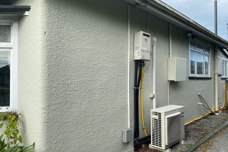 Photo of property in 8 Mackworth Street, Woolston, Christchurch, 8062