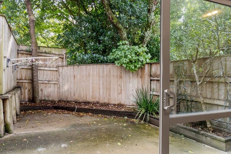 Photo of property in 2/2 Chelmsford Street, Ngaio, Wellington, 6035