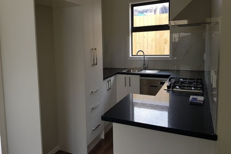 Photo of property in 71 Kenderdine Road, Papatoetoe, Auckland, 2025
