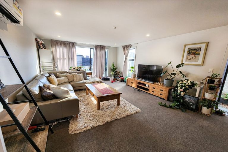 Photo of property in 7 Infantry Lane, Papakura, 2110