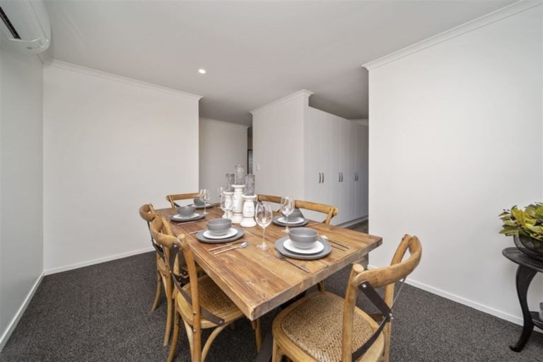 Photo of property in 7 Mercade Close, Stratford, 4332