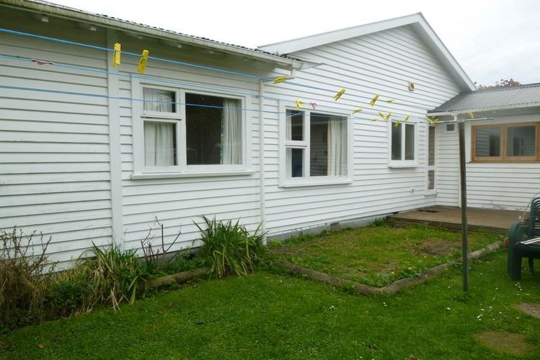 Photo of property in 48 Ngaio Street, Saint Martins, Christchurch, 8022