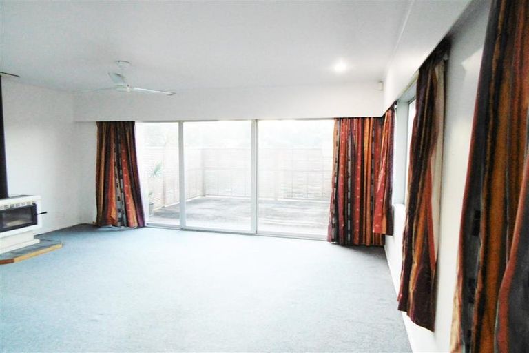 Photo of property in 11 Fitzwilliam Drive, Torbay, Auckland, 0630