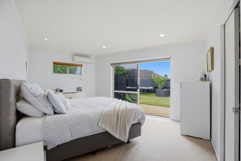 Photo of property in 20 Sarah Place, Papamoa Beach, Papamoa, 3118