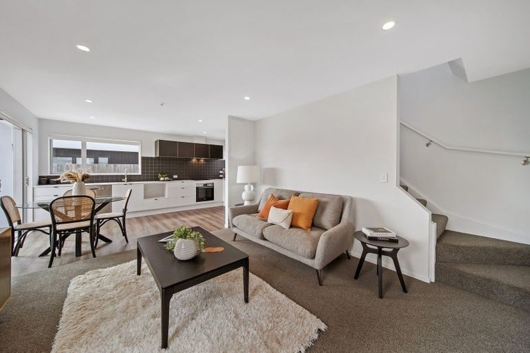 Photo of property in 1/24 Heywood Terrace, Richmond, Christchurch, 8013