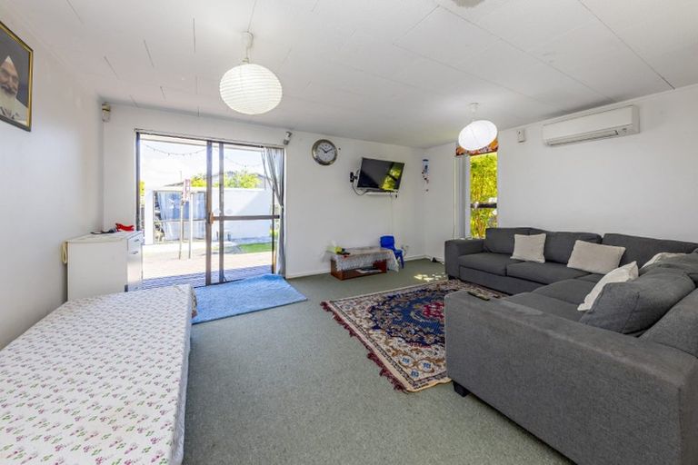 Photo of property in 51b Station Road, Takanini, 2112