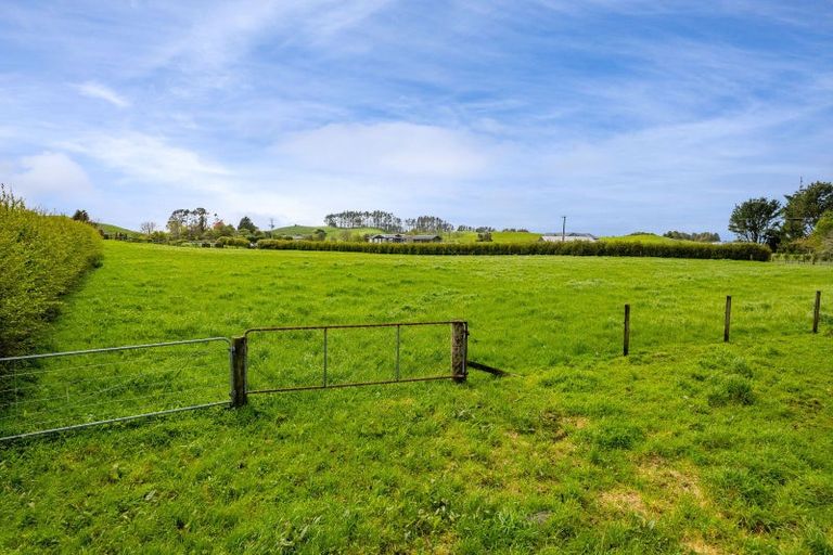 Photo of property in 221 Stanley Road, Te Popo, Stratford, 4394