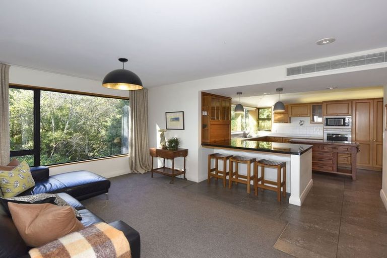 Photo of property in 12 Overdale Drive, Cashmere, Christchurch, 8022