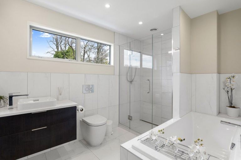 Photo of property in 32b Glandovey Road, Fendalton, Christchurch, 8052