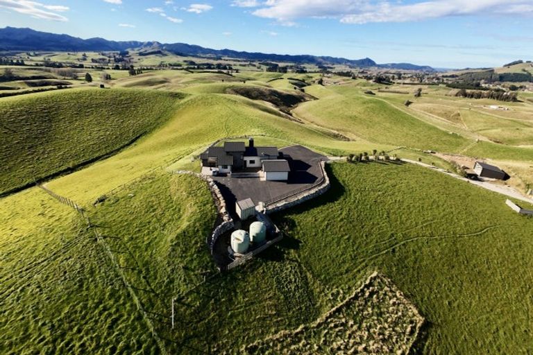 Photo of property in 220 Taieri Peak Road, Meadowbank, Palmerston, 9481