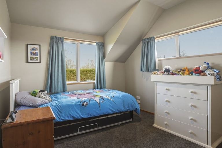 Photo of property in 22 Highgate, Milton, 9220