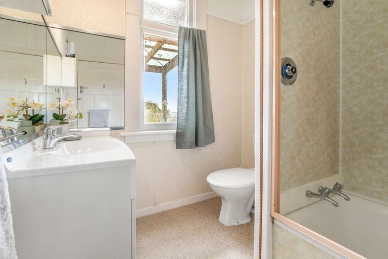 Photo of property in 12 May Street, Gonville, Whanganui, 4501