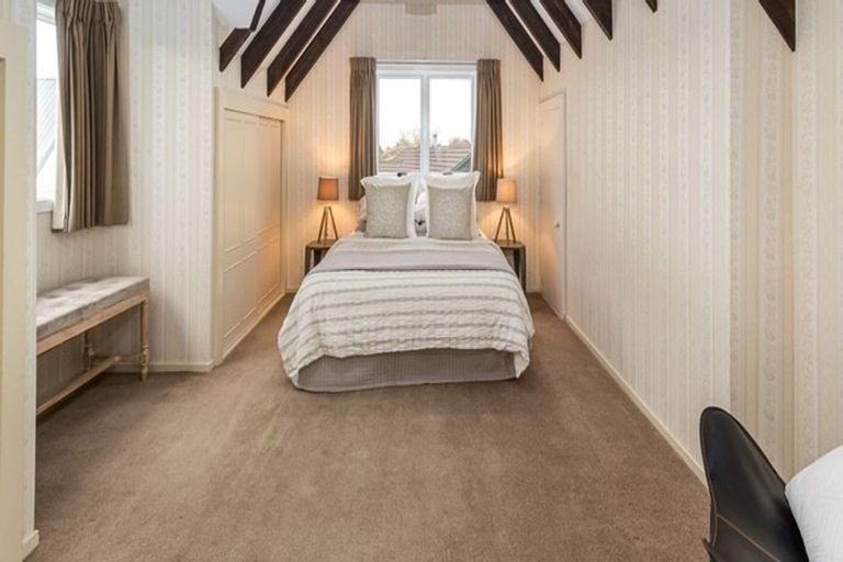 Photo of property in 6a Swithland Place, Avonhead, Christchurch, 8042
