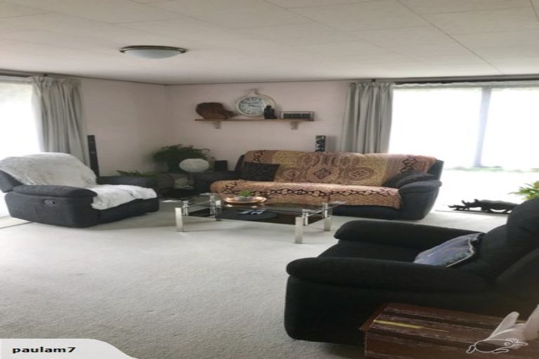 Photo of property in 23 Midgley Road, West Harbour, Auckland, 0618