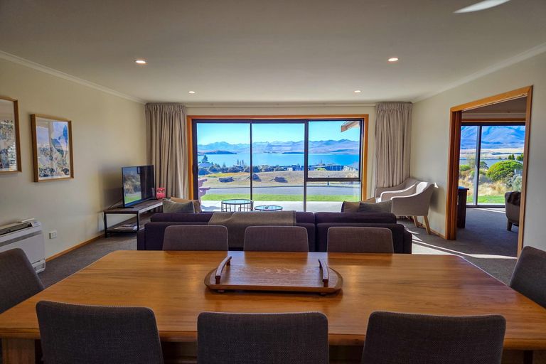 Photo of property in 2 Walter Black Place, Lake Tekapo, 7999