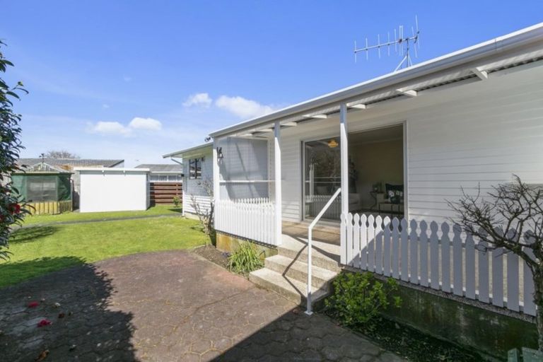 Photo of property in 7 Kew Grove, Wainuiomata, Lower Hutt, 5014