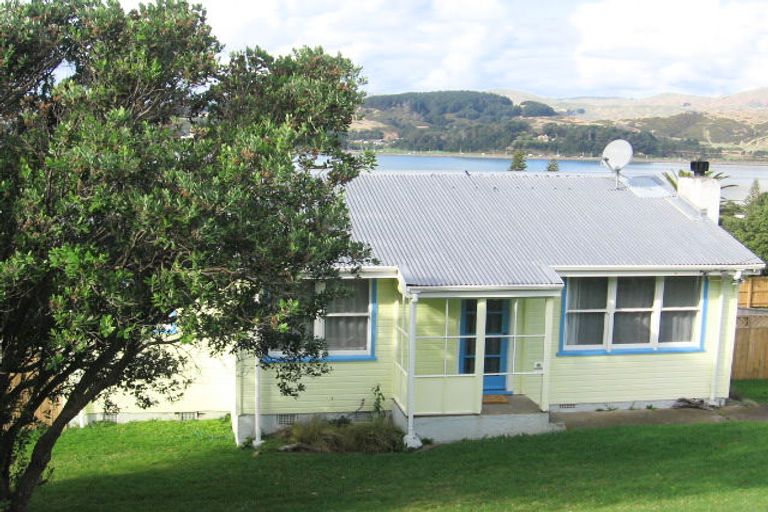 Photo of property in 19 Piko Street, Titahi Bay, Porirua, 5022