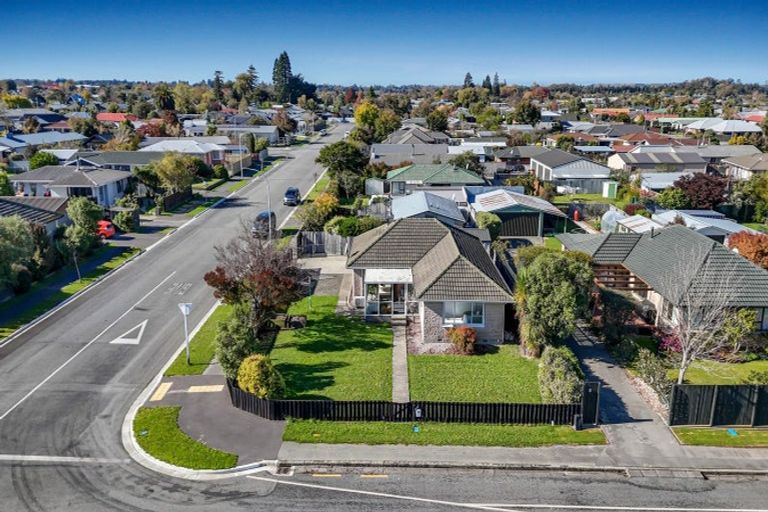 Photo of property in 10 White Street, Rangiora, 7400