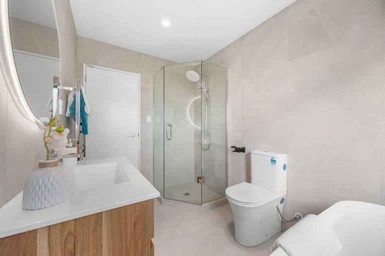 Photo of property in 12 Nanjing Road, Pukekohe, 2120