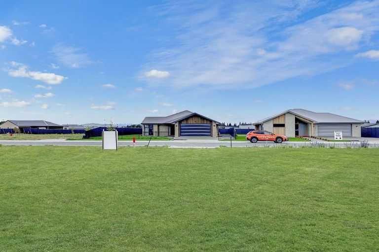Photo of property in 10 Burkett Street, Marshland, Christchurch, 8051