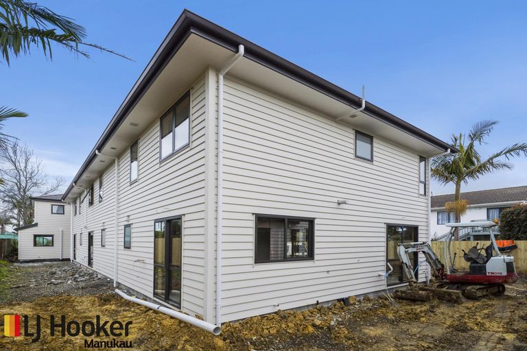 Photo of property in 160 Hill Road, Manurewa, Auckland, 2105