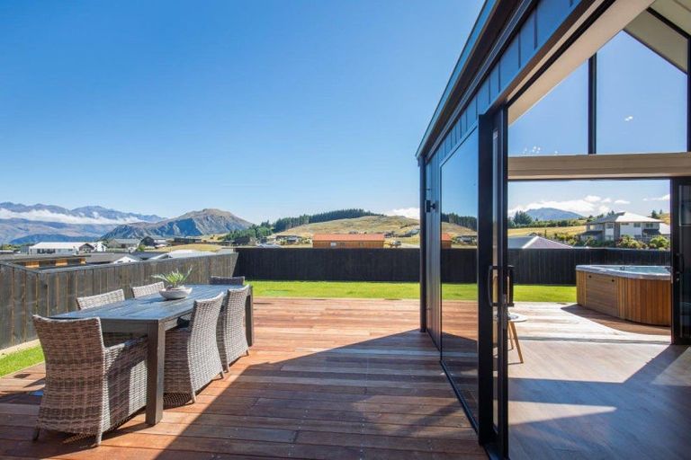 Photo of property in 69 Farrant Drive, Wanaka, 9305