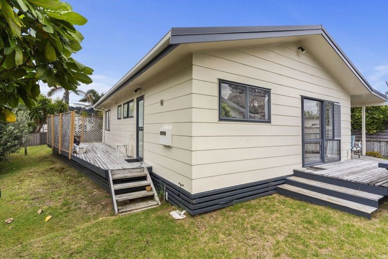 Photo of property in 104b Linton Crescent, Whangamata, 3620