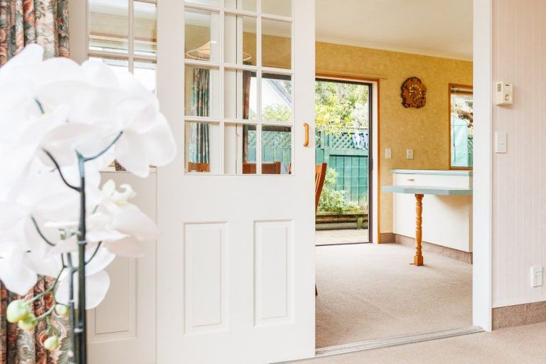 Photo of property in 8 Gregory Close, Palmerston North, 4414