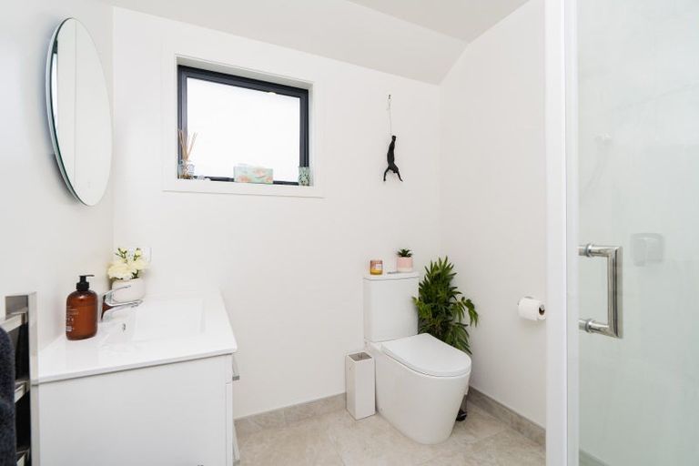 Photo of property in 1a Kings Avenue, South Dunedin, Dunedin, 9012