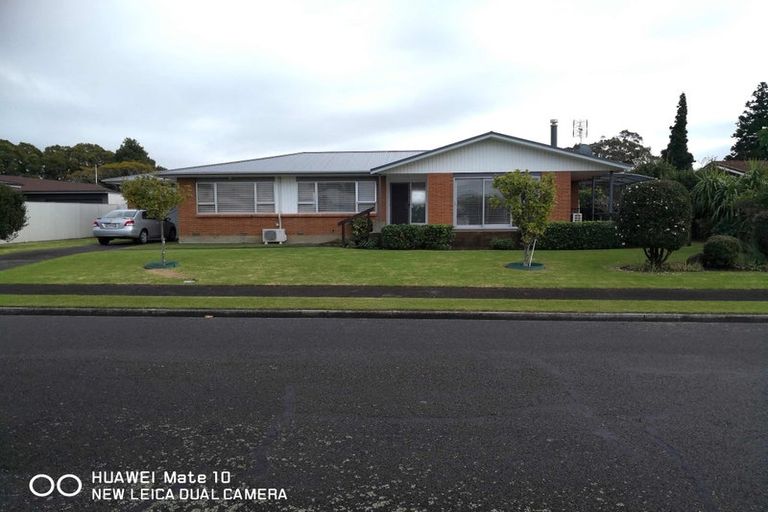 Photo of property in 12 Cedar Grove, Matua, Tauranga, 3110