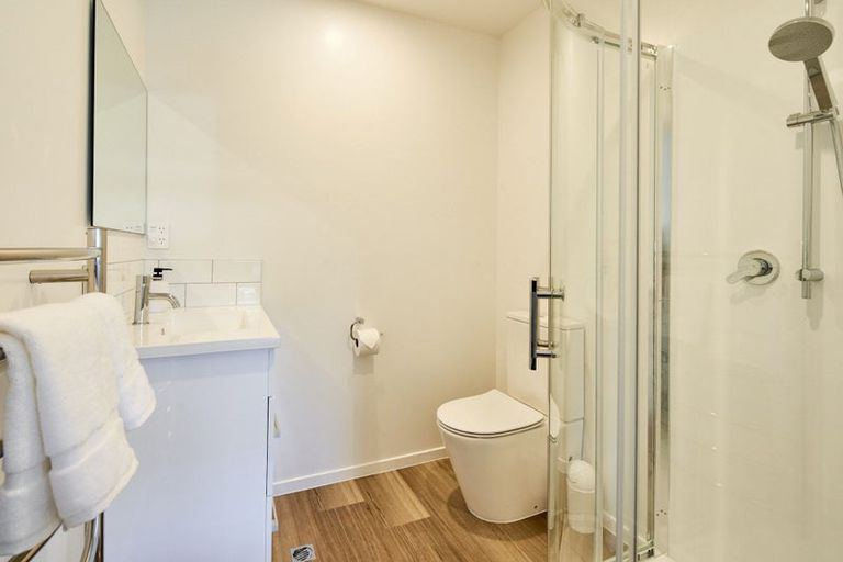 Photo of property in 58 Rangiora Avenue, Kaiwharawhara, Wellington, 6035