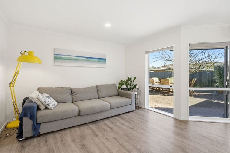 Photo of property in 27 Basley Road, Owhata, Rotorua, 3010