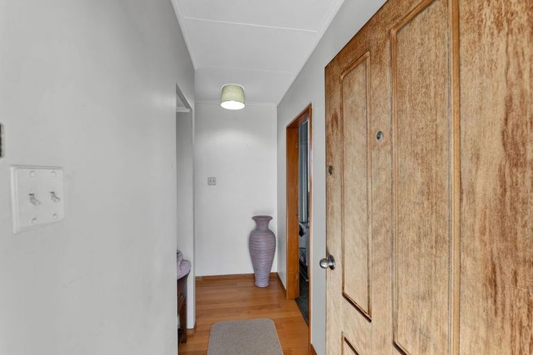 Photo of property in 37 Reid Avenue, Hawera, 4610