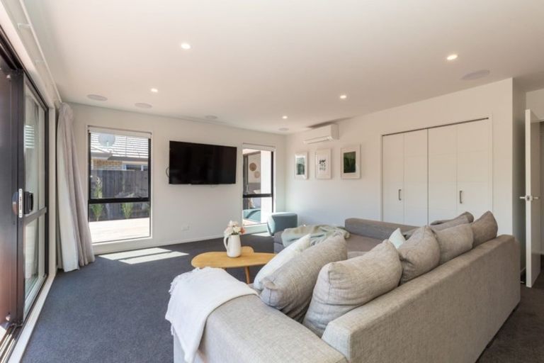 Photo of property in 10 Emma Street, Marshland, Christchurch, 8083