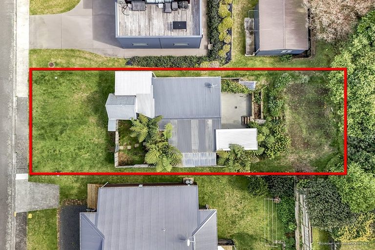 Photo of property in 2b Browns Drive, Waihi Beach, 3611