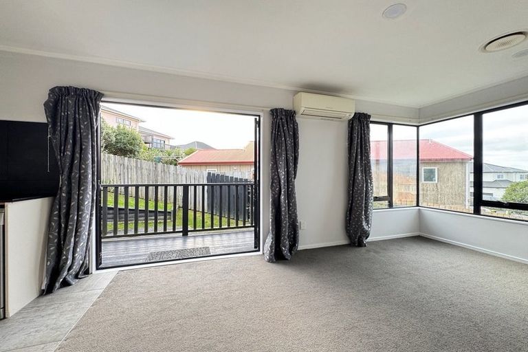 Photo of property in 8 Tolhurst Street, Johnsonville, Wellington, 6037