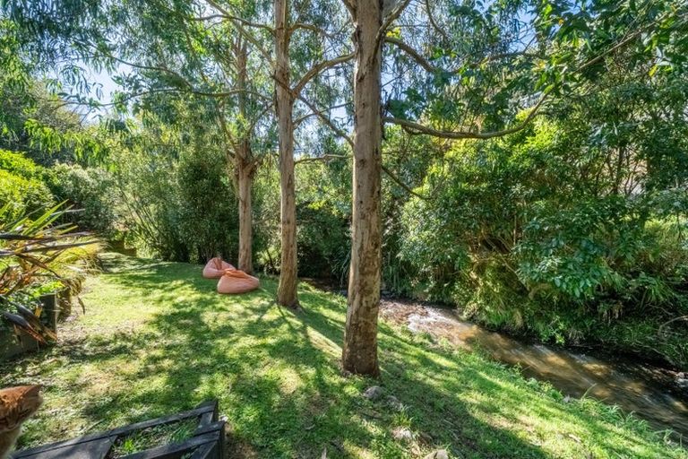 Photo of property in 273 Middleton Road, Glenside, Wellington, 6037