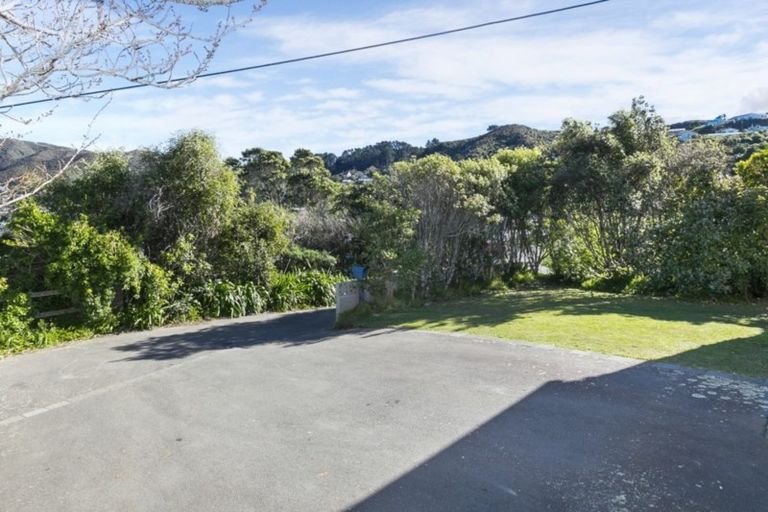 Photo of property in 27 Victory Avenue, Karori, Wellington, 6012
