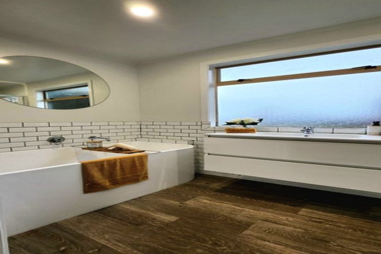 Photo of property in 4 Elizabeth Street, Tauhara, Taupo, 3330