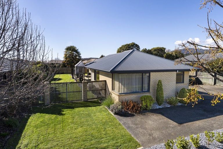 Photo of property in 16 Monaco View, Stoke, Nelson, 7011