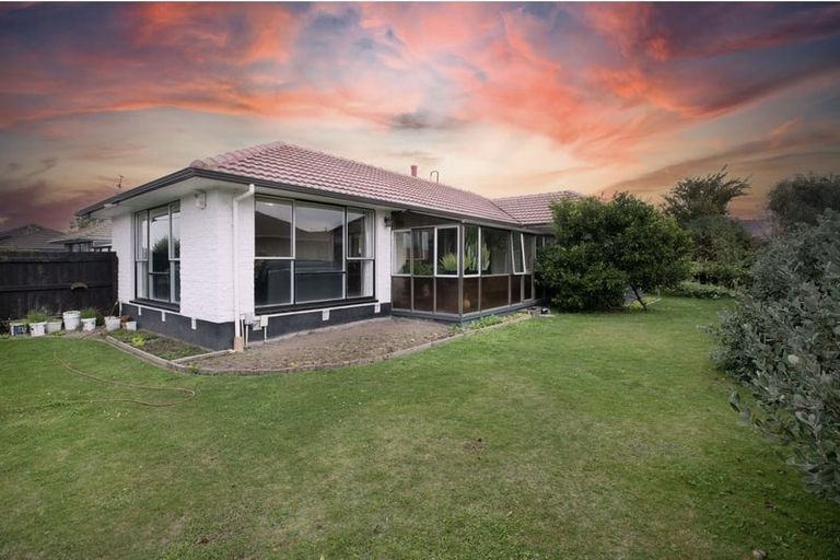 Photo of property in 44 Awatea Road, Hornby, Christchurch, 8042