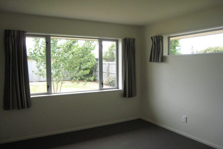 Photo of property in 6 Rochester Crescent, Rolleston, 7614