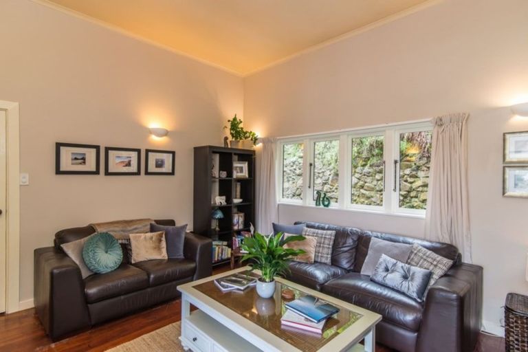 Photo of property in 23 Pembroke Road, Northland, Wellington, 6012